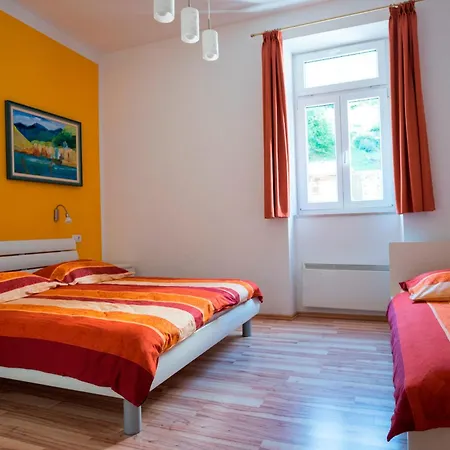 Apartma 아파트 모스트나소시